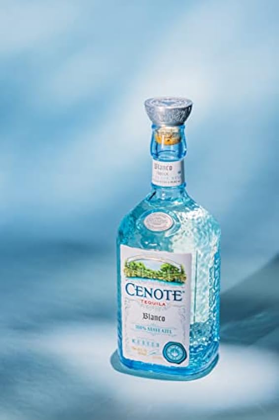 Tequila Cenote Blanco. Tequila premium galardonado, elaborado con 100% de agua volcánica natural de agave azul Weber. Tequila artesanal fresco y delicado, perfecto para cócteles. 40% vol, 70cl PCfy9jBO